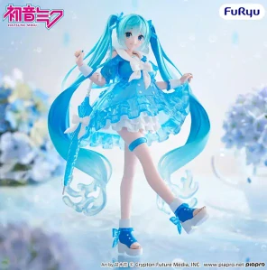 Vocaloid Trio-Try-iT Hatsune Miku (Rainy Dance) Figure