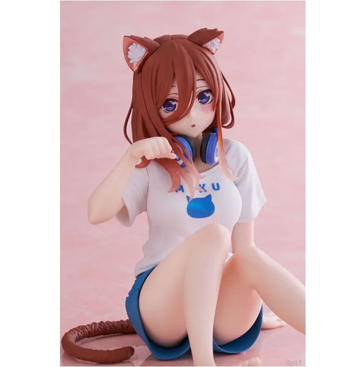 The Quintessential Quintuplets Desktop Nakano Miku Cat room wear ver.