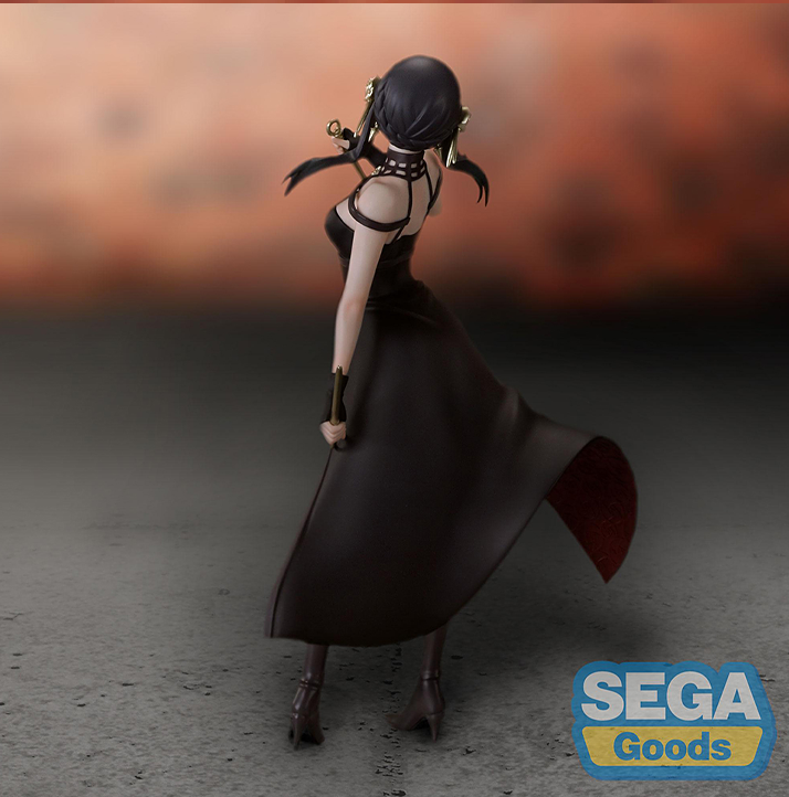 Spy x Family Yor Forger (Thorn Princess) Premium Figure