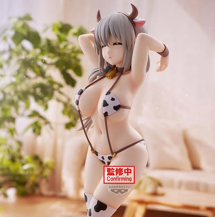 Uzaki-chan Wants to Hang Out! Glitter & Glamours Tsuki Uzaki (Cow Print Swimsuit Ver.)