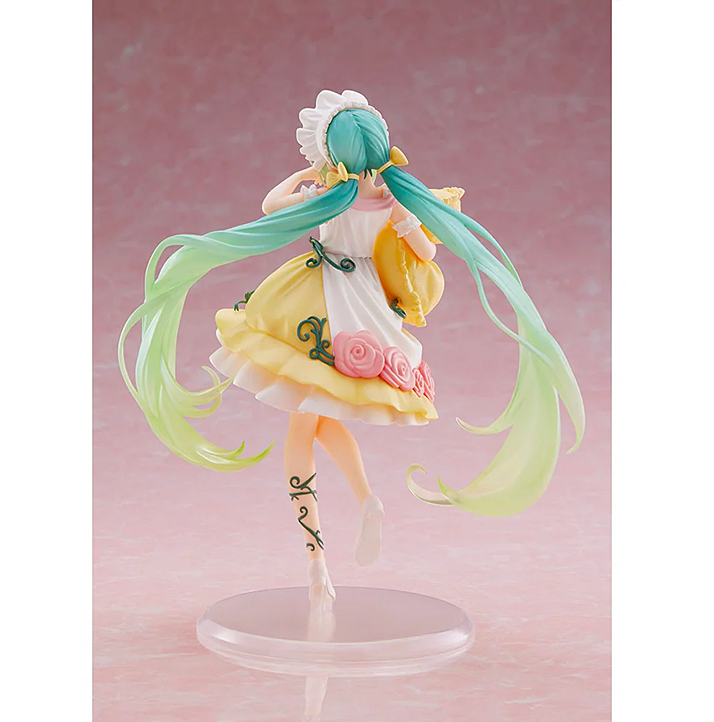 Vocaloid Hatsune Miku (Sleeping Beauty) Wonderland Figure