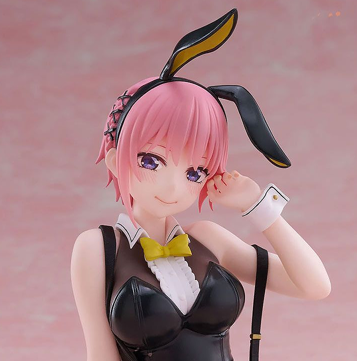 The Quintessential Quintuplets Desktop Cute Ichika Nakano (Bunny Ver.) Figure