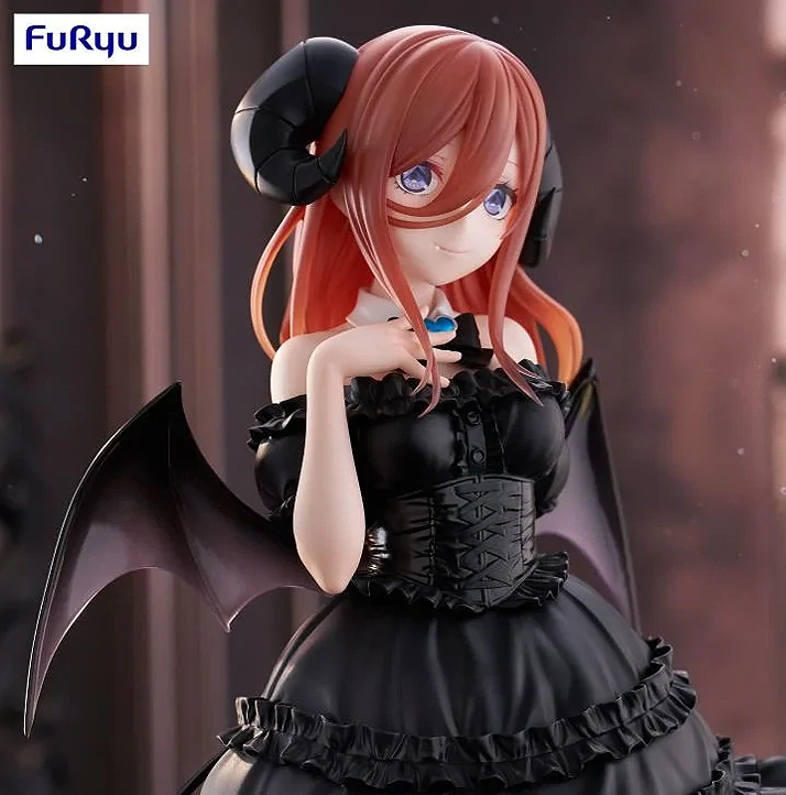 The Quintessential Quintuplets BiCute Dark Miku Nakano Figure