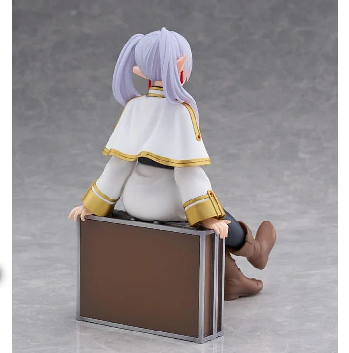 Frieren: Beyond Journey's End Desktop Cute Frieren (Trunk Case Ver.) Figure